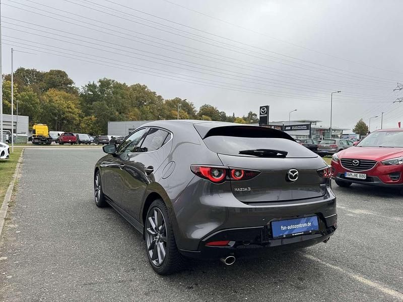 Gebraucht Mazda 3 Exclusive-Line 140 PS (102 kW) 2025 Machine gray Limousine