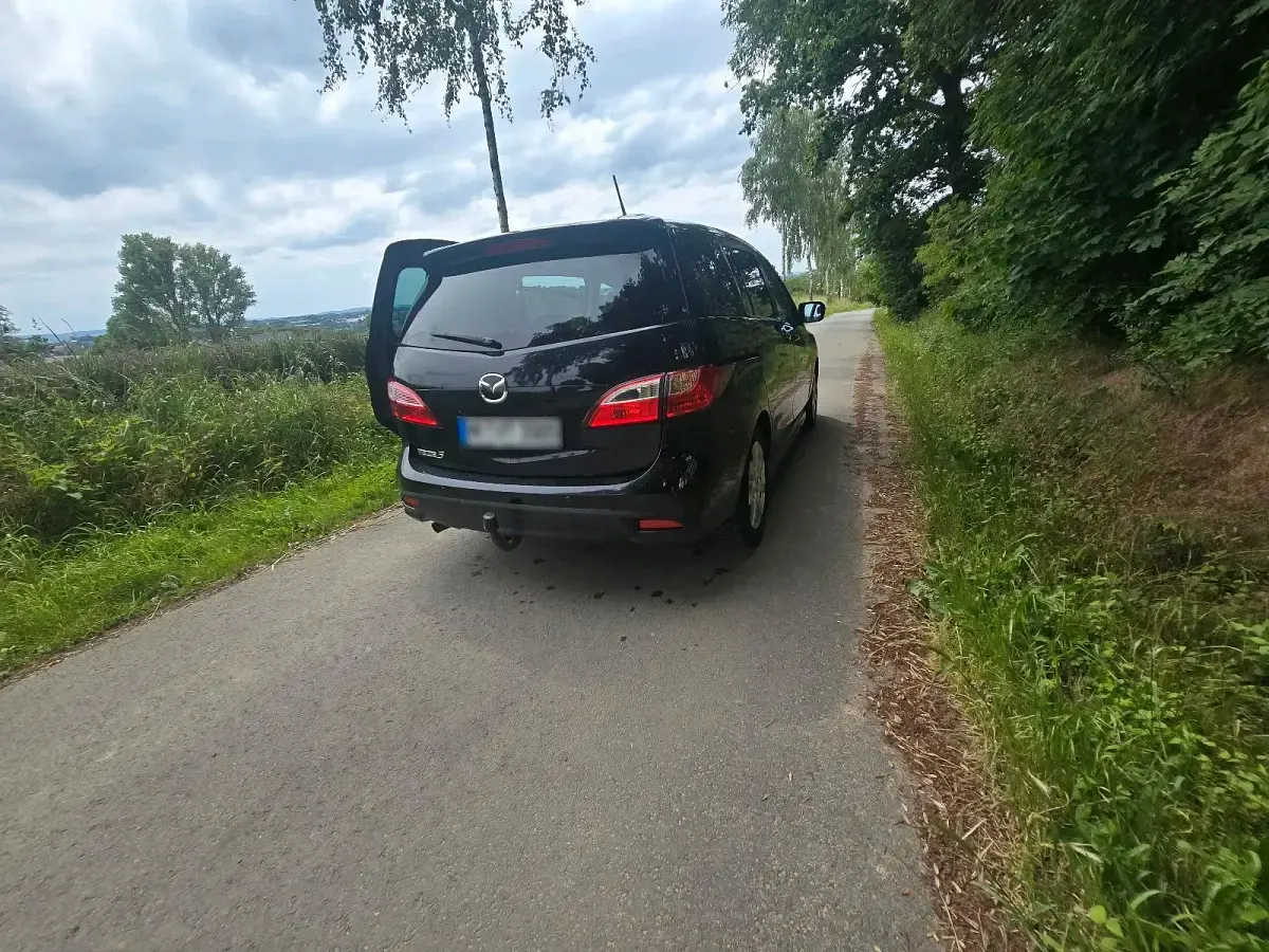 Gebraucht Mazda 5 145 PS (106 kW) 2015 Schwarz Van / Kleinbus