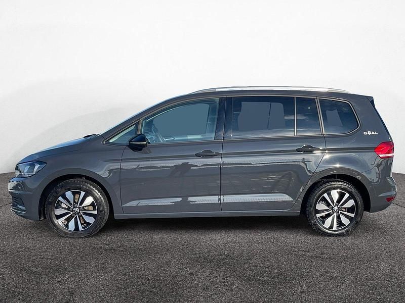 Gebraucht VW Touran Goal 150 PS (110 kW) 2025 Uranograu Van / Kleinbus