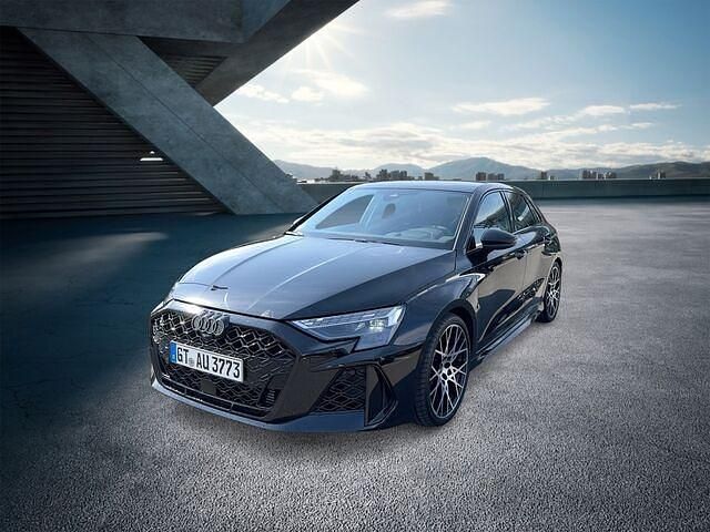 Gebraucht Audi RS3 Ambiente 400 PS (294 kW) 2025 Schwarz Limousine