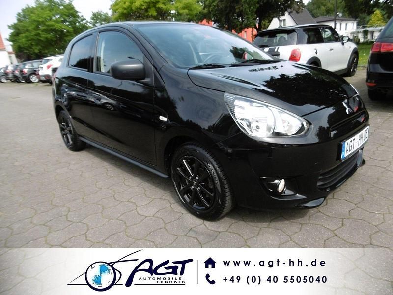 Schwarz Gebraucht 2016 Mitsubishi Space Star Diamant Edition Kleinwagen | 6.800 € (Fairer Preis) - Bild 1/4
