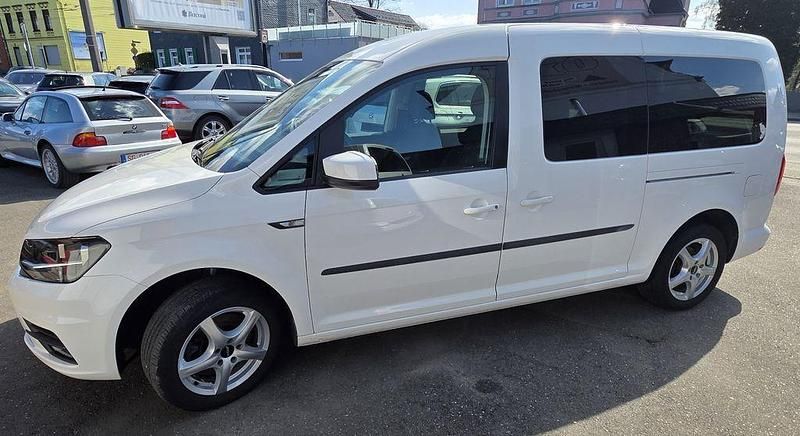 Gebraucht VW Caddy Maxi 150 PS (110 kW) 2015 Candyweiß Van / Kleinbus