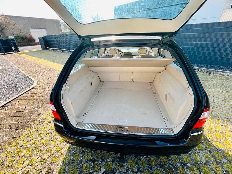 Gebraucht Mercedes E500 306 PS (225 kW) 2004 Schwarz Kombi