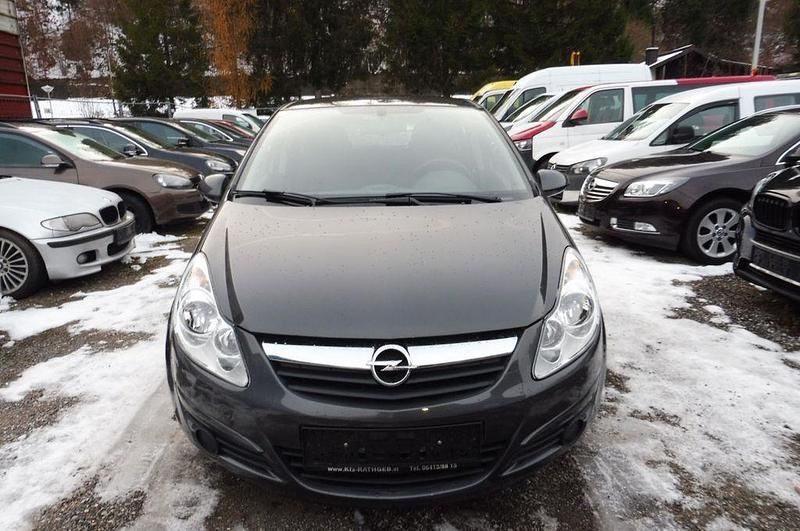 Gebraucht Opel Corsa Satellite 69 PS (50 kW) 2010 Schwarz Limousine