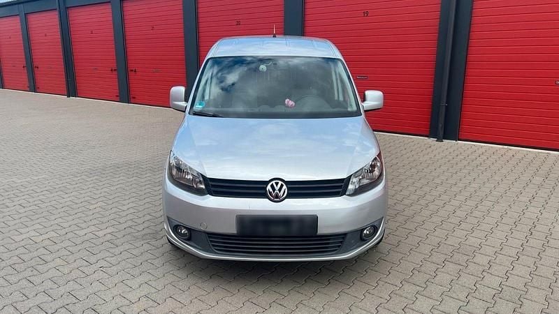 Gebraucht VW Caddy Maxi 140 PS (102 kW) 2012 Grau Van / Kleinbus