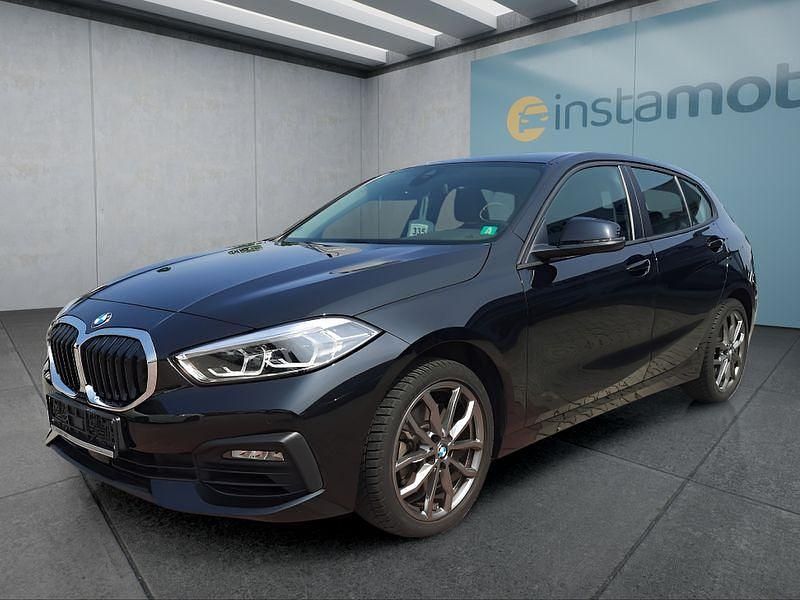 Schwarz Gebraucht 2023 BMW 120 Advantage Kleinwagen | 27.699 € (Fairer Preis) - Bild 1/4