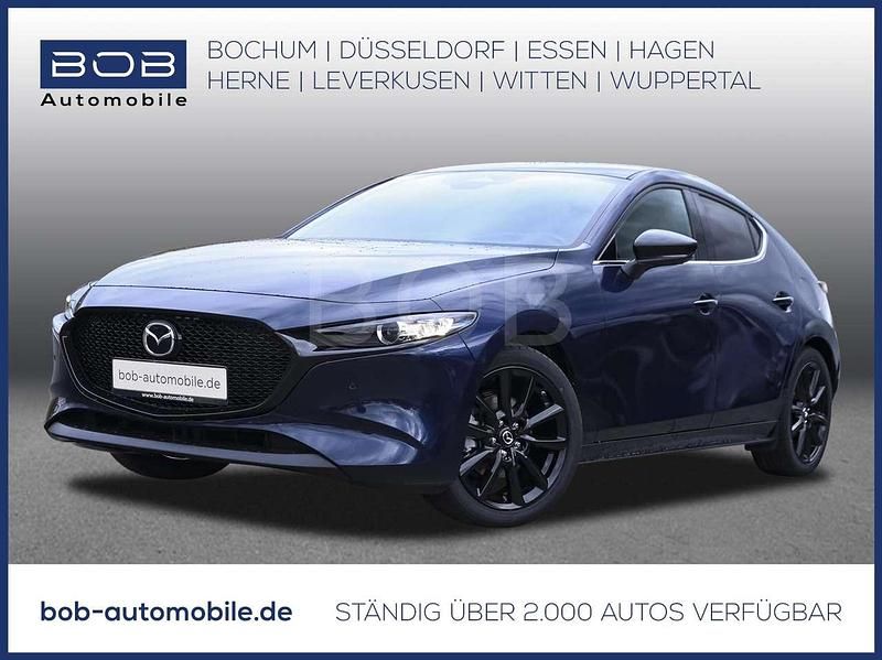 Deep crystal blue Neu 2025 Mazda 3 Homura-Line Limousine | 30.979 € - Bild 1/3