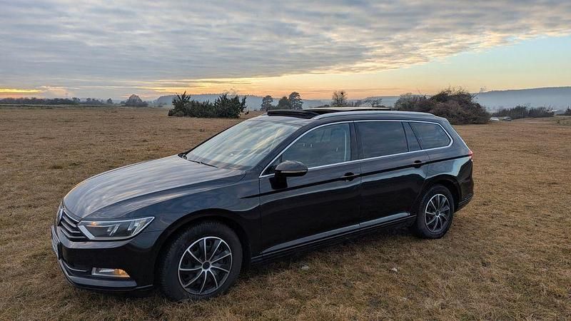 Gebraucht VW Passat Highline 150 PS (110 kW) 2015 Schwarz Kombi