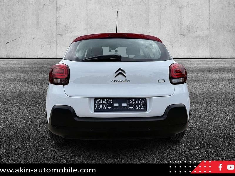 Gebraucht Citroën C3 110 PS (80 kW) 2023 Lack weiss banquise Kleinwagen