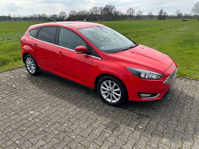Usata Ford Focus 120 CV (88 kW) 2017 Rosso Berlina