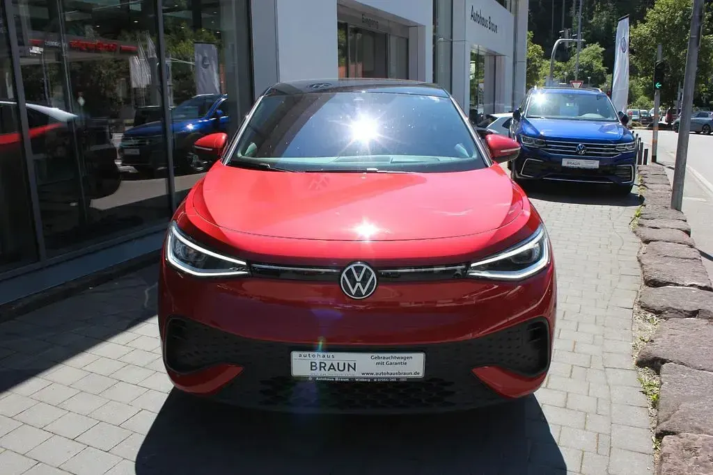 Gebraucht VW ID.5 Pro Performance 150 kW (204 PS) 2024 Rot SUV