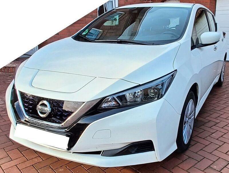 Weiß Gebraucht 2021 Nissan Leaf Kleinwagen | 13.600 € (Guter Preis) - Bild 1/4