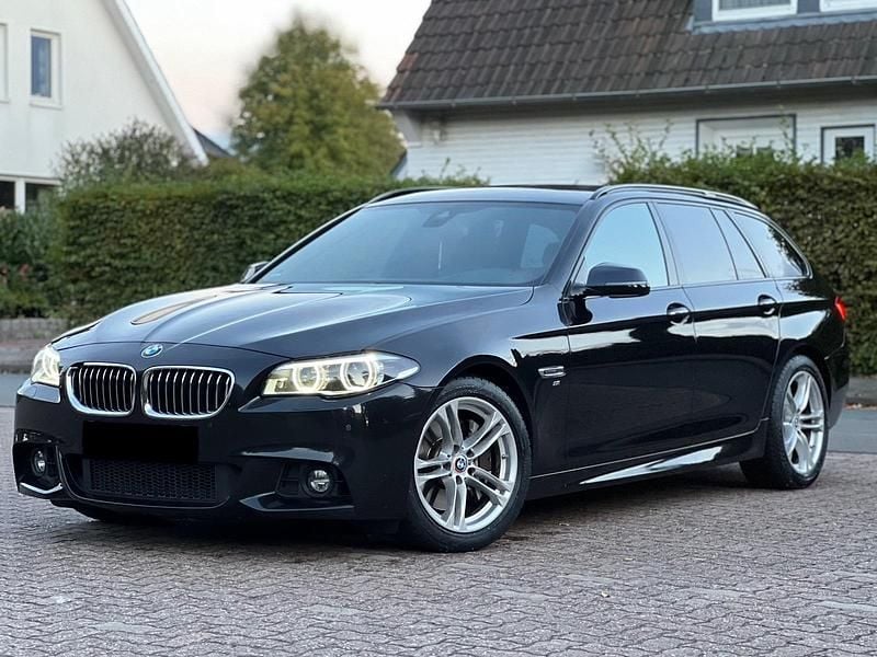 Blau Gebraucht 2015 BMW 530 M Sport Kombi | 12.900 € (Guter Preis) - Bild 1/4