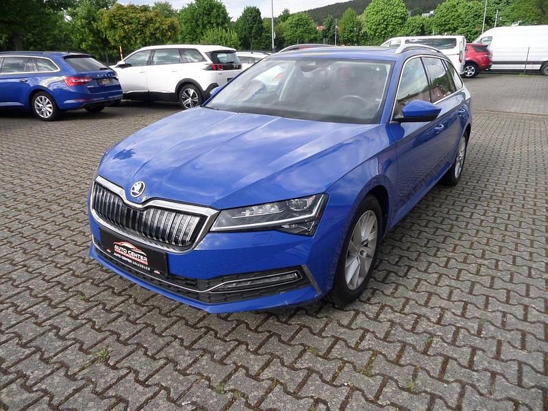 Energyblau Gebraucht 2020 Skoda Superb Style Kombi | 18.700 € (Fairer Preis) - Bild 1/4