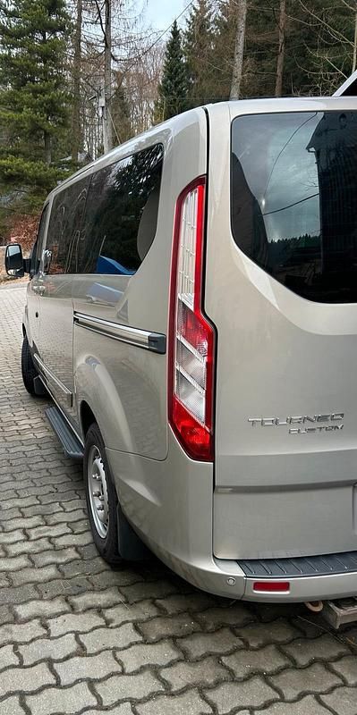 Gebraucht Ford Tourneo 170 PS (125 kW) 2016 Beige Van / Kleinbus