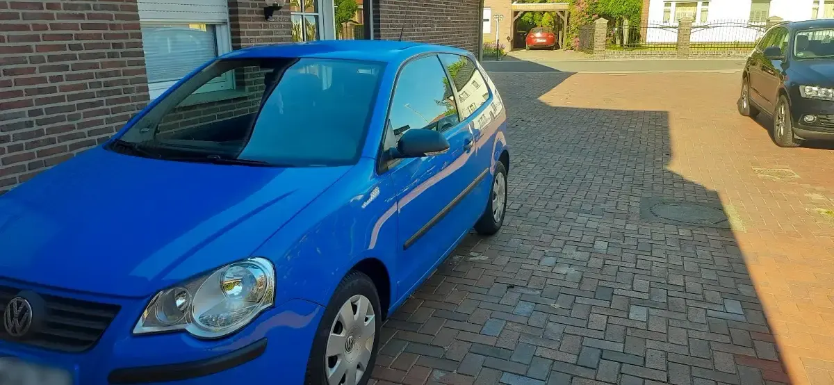 Gebraucht VW Polo 60 PS (44 kW) 2009 Blau Kleinwagen
