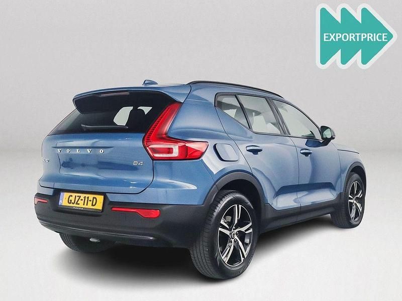 Gebraucht Volvo XC40 Plus 177 PS (130 kW) 2024 Blau SUV