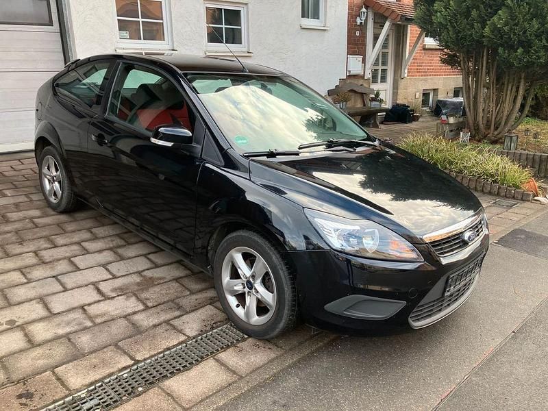 Gebraucht Ford Focus Style 116 PS (85 kW) 2010 Schwarz Limousine