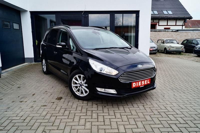 Second-hand Ford Galaxy 150 CP (110 kW) 2016 Negru Monovolum