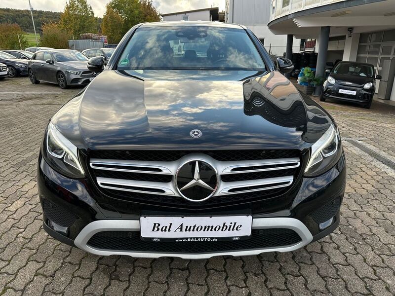 Gebraucht Mercedes GLC350 258 PS (189 kW) 2017 Ung. schwarz  unilack SUV