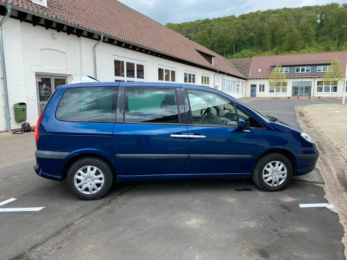 Gebraucht Peugeot 807 153 PS (112 kW) 2005 Blau Van / Kleinbus