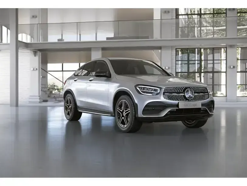 Gebraucht Mercedes GLC400d AMG 330 PS (242 kW) 2022 Metalliclack hightechsilber (metallic) SUV