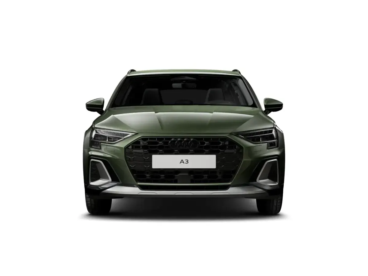 Gebraucht Audi A3 e-tron Ambiente 204 PS (150 kW) 2026 Distriktgrün metallic Kleinwagen