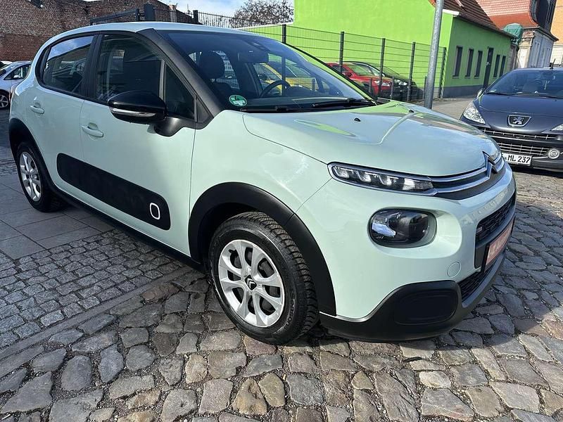 Gebraucht Citroën C3 Feel 68 PS (50 kW) 2017 Lackierung almond green Kleinwagen