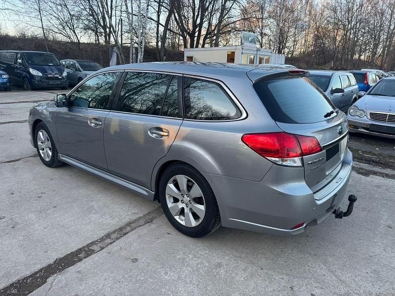 Gebraucht Subaru Legacy Sport 150 PS (110 kW) 2010 Grau Limousine