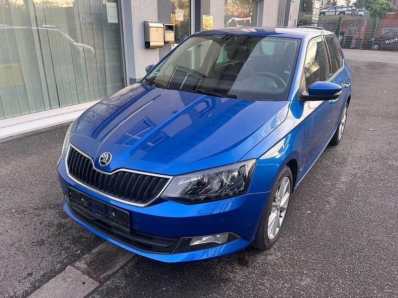Gebraucht Skoda Fabia Joy 60 PS (44 kW) 2016 Blau Limousine