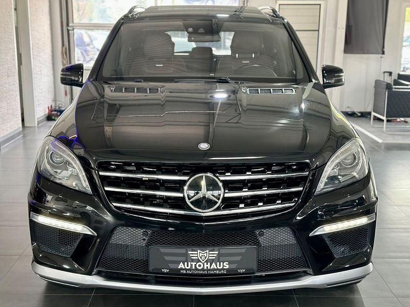 Gebraucht Mercedes ML63 AMG AMG 557 PS (409 kW) 2012 Schwarz SUV