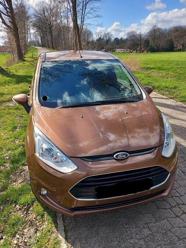 Gebraucht Ford B-MAX Titanium 101 PS (74 kW) 2014 Braun Van / Kleinbus