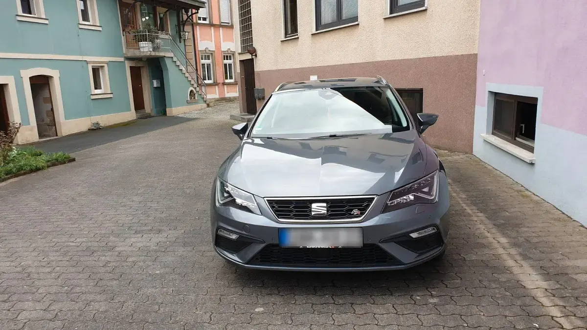 Usata Seat Leon 150 CV (110 kW) 2018 Grigio Station wagon