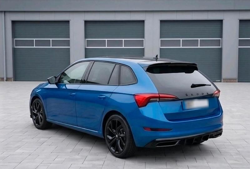 Używany Skoda Scala Ambiente 150 KM (110 kW) 2019 Niebieski Hatchback