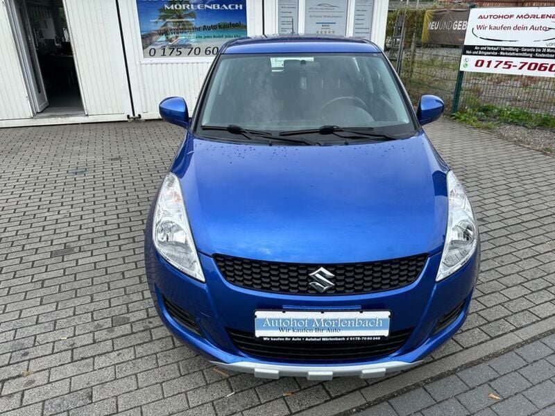 Gebraucht Suzuki Swift Club 94 PS (69 kW) 2012 Blau Kleinwagen