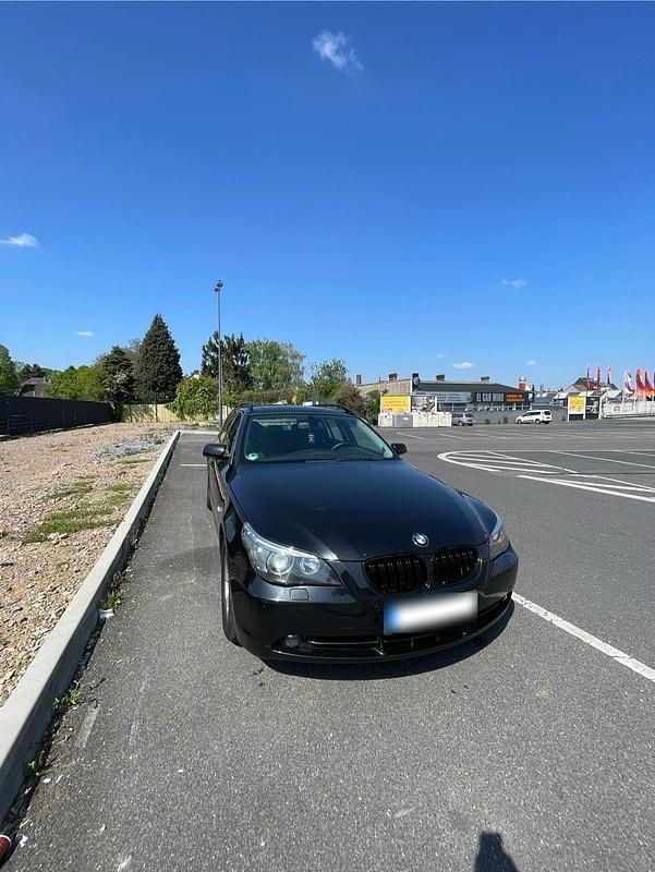Gebraucht BMW 520 163 PS (119 kW) 2006 Schwarz Kombi