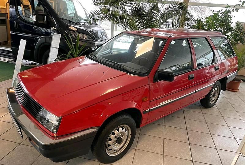 Second-hand Mitsubishi Lancer 90 CP (66 kW) 1991 Break