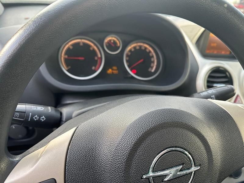 Gebraucht Opel Corsa Catch Me 90 PS (66 kW) 2007 Silber Kleinwagen