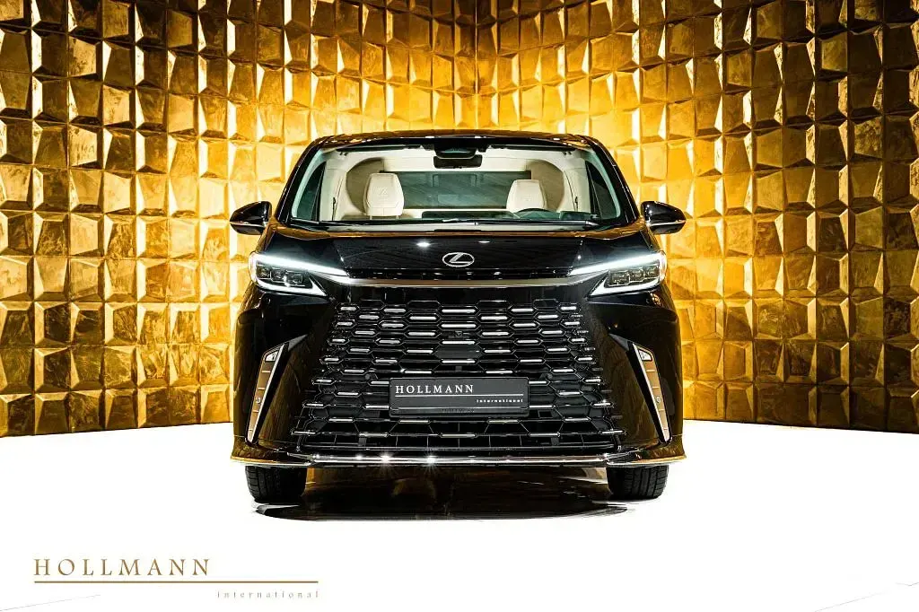 Neu Lexus LM350h Luxury Line 250 PS (183 kW) 2026 Graphit black metallic Van / Kleinbus