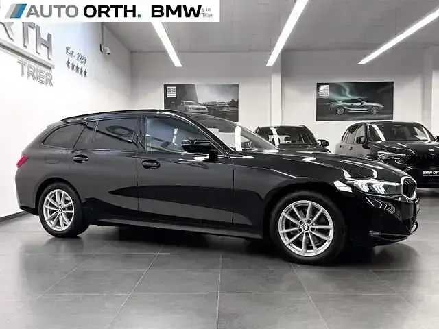 Gebraucht BMW 320 Shadowline 190 PS (139 kW) 2024 Schwarz Kombi