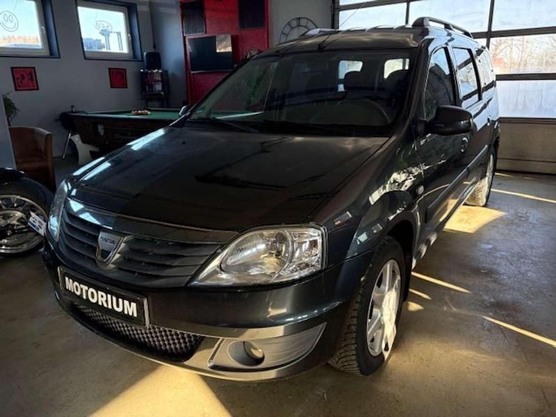 Grau "comete" Gebraucht 2009 Dacia Logan Lauréate Kombi | 1.990 € (Fairer Preis) - Bild 1/4