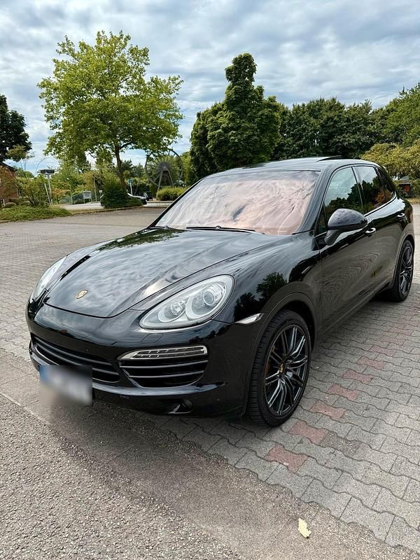 Schwarz Gebraucht 2011 Porsche Cayenne SUV | 23.990 € (Teuer) - Bild 1/4