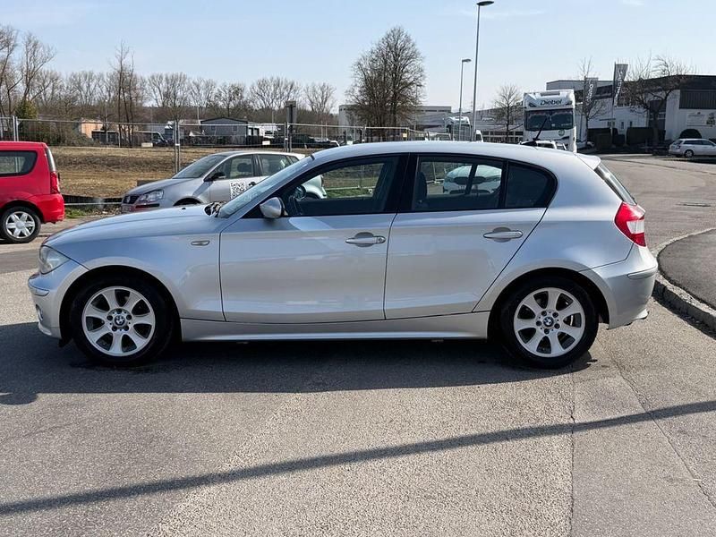 Gebraucht BMW 118 Advantage 129 PS (94 kW) 2007 Silber Kleinwagen