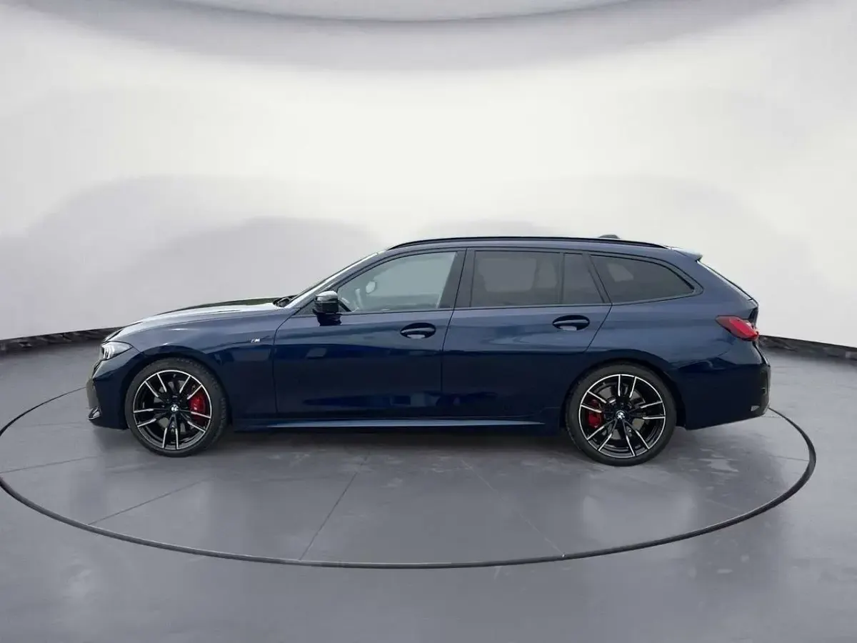 Gebraucht BMW 340 374 PS (275 kW) 2025 Tansanitblau ii metallic Kombi