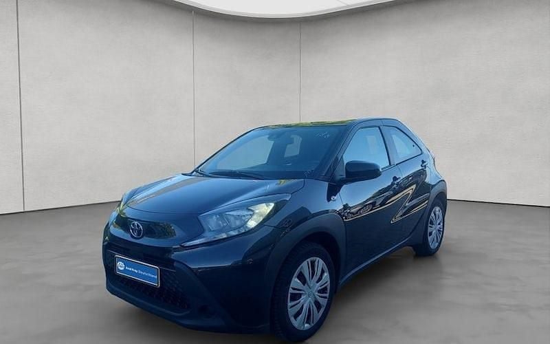 Schwarz Gebraucht 2024 Toyota Aygo Business Edition Kleinwagen | 14.460 € (Fairer Preis) - Bild 1/4