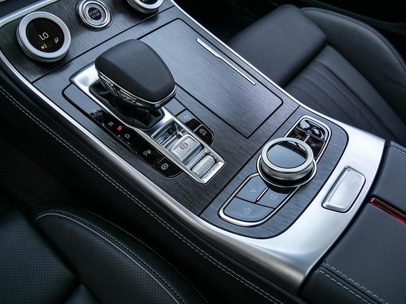 Gebraucht Hongqi H9 185 PS (136 kW) 2024 Schwarz Limousine
