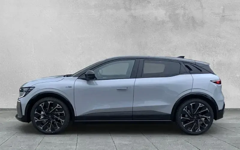 Gebraucht Renault Megane E-Tech Komfort 161 kW (220 PS) 2025 Grau Limousine
