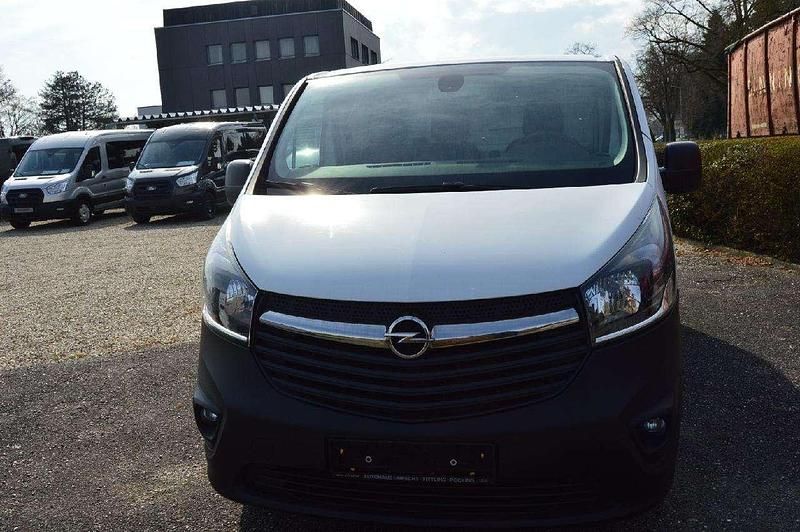 Gebraucht Opel Vivaro 90 PS (66 kW) 2016 Eisweiß Van / Kleinbus