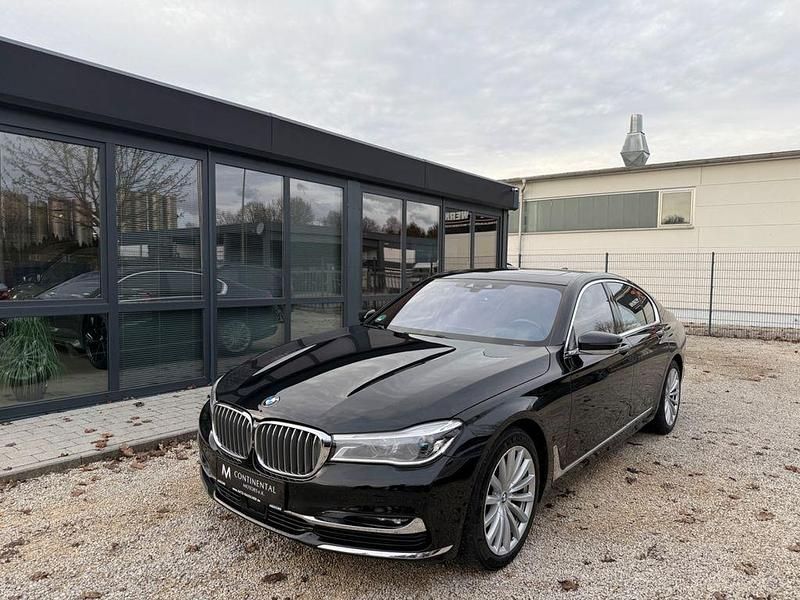 Gebraucht BMW 740 Sport Line 320 PS (235 kW) 2018 Schwarz Limousine