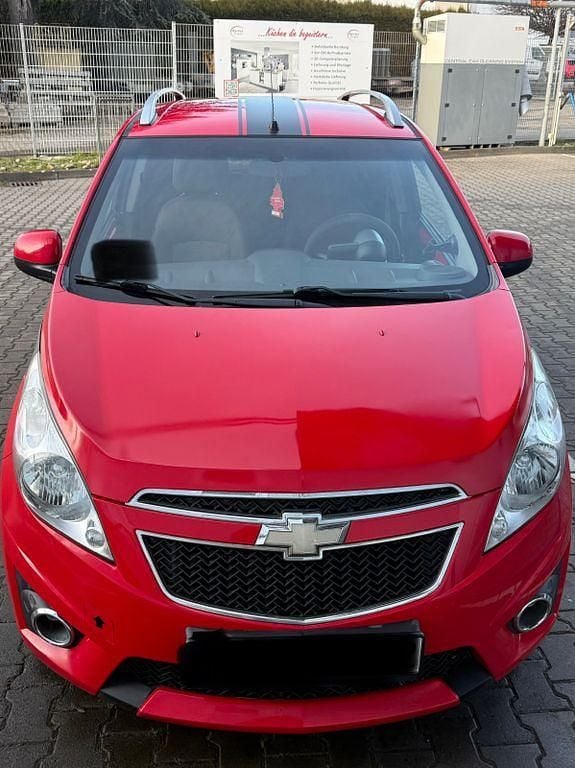 Rot Gebraucht 2010 Chevrolet Spark LT Kleinwagen | 2.490 € (Guter Preis) - Bild 1/4